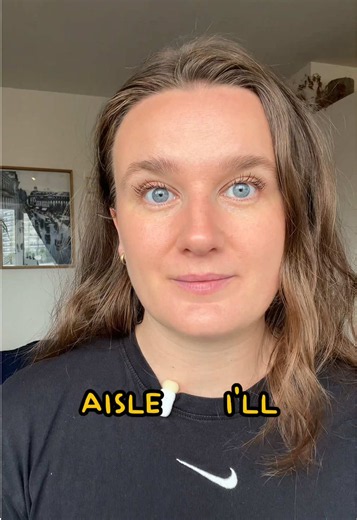 Click the link in my bio and I’ll send you the details on my British Pronunciation Course! 🥰 My course focuses on accent softening, minimising common mistakes, speaking more clearly and developing more of a British accent - I teach mine - Modern Received Pronunciation :) I have language-specific lessons, so you’ll know exactly what to focus and which mistakes to avoid based on your native language! With 15 minutes per day, you can hear a difference in the first month! 🙌🏻 #britishaccent #briti