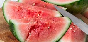 Conocé qué semillas de frutas podés comer y cómo benefician tu salud