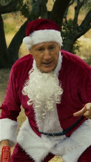 #dinosaursforkids 🎅 Santa VS. Baby Dinosaurs 🎅 #shorts | 🦖🦕 #trex #dino #trexranch