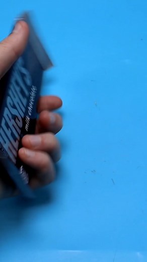 DIY candy sleigh ☃️🎄. This one has a candy box to put things into! Here is an easy to make gift for family, friends, and co-workers. These also make great stocking suffers! #candysleigh #giftideas #diychristmasgift #diychristmas #diygift #easydiy