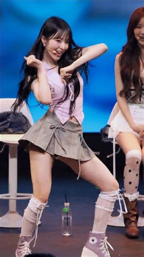 WOOAH Nana rolling up the Poopo Eraera~ Challenge #WOOAH #FanConcert