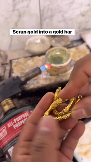 7.8K views · 67 reactions | Scrap gold into a gold bar #goldbar | Albar Nuriya Alih Gold | Facebook