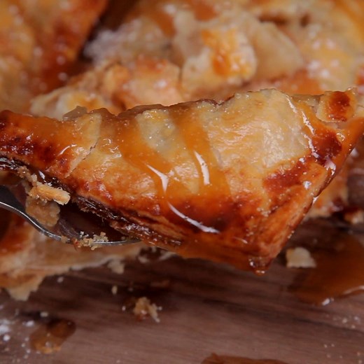 Apple pie with Fireball whisky 🔥 >> thrl.st/2hcUIiF | Thrillist