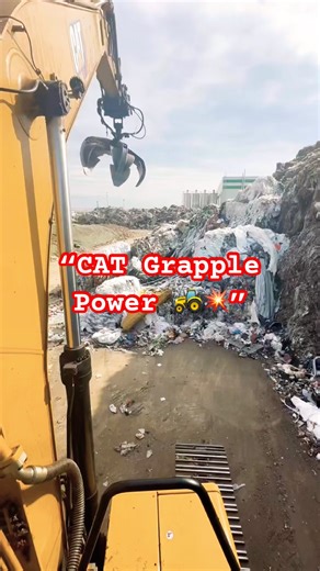 “CAT Excavator with Grapple | Waste Handling Power 💪🚜”