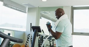 Video Senior African American Men Exercising: стоковое видео (без лицензионных платежей), 1092426759 | Shutterstock