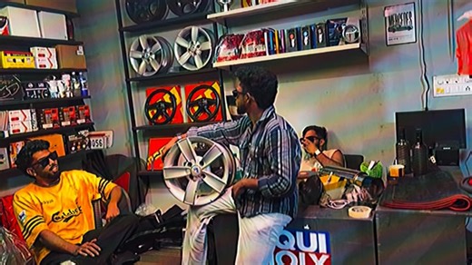 leo on Instagram: "Pit shop🏎️"