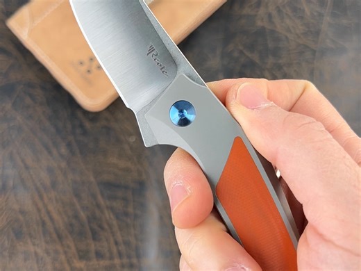 Tashi Bharucha&Reate联名精品小折刀T2500