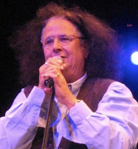 Mark Volman Dies, Turtles Co-Founder Sang Classic Hit 'Happy Together'