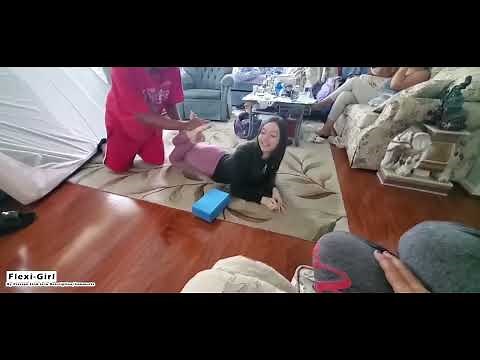 i am doing double crossed legs on the floor 2