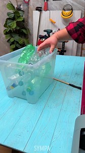 La façon la plus inhabituelle de faire un arbre de Noël que j'aie jamais vue 🎄 | Sympa