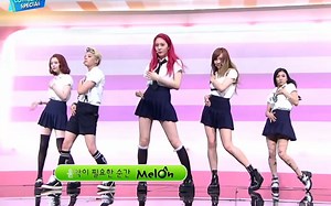 [珍藏]F(x)函数绝美学生装初智齿！！！《Rum Pum Pum Pum》超清画质！