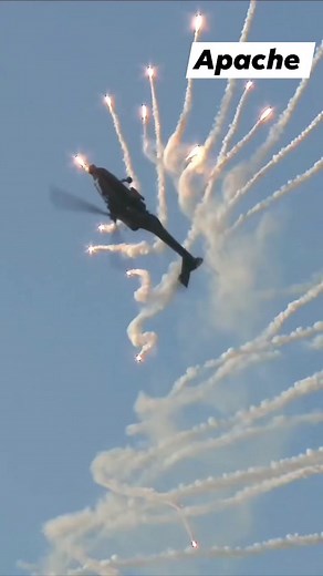 AH-64D Apache firing its countermeasures ! | Indian Defence Now