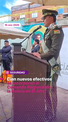 En el acto por el 37 aniversario del Comando Regional de la Policía de El Alto, el comandante general de la Policía Boliviana, Mirko Antonio Sokol Saravia, informó que 100 nuevos efectivos policiales se suman a las filas de esta unidad con el objetivo de fortalecer la seguridad ciudadana. La autoridad destacó que el trabajo policial se desarrollará bajo principios de trato humano, honor y respeto hacia los sectores populares. #rtpbolivia
