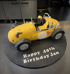 Bespoke & Designed Cakes in London - Adams Cakes