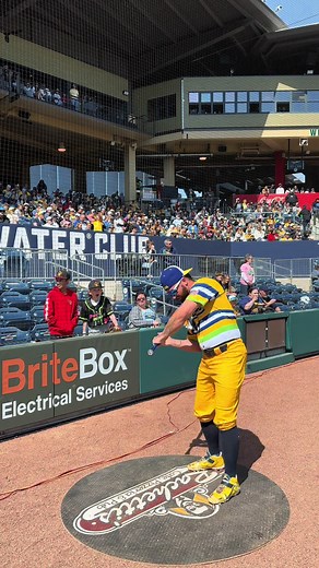 Im gonna do bat tricks the rest of my life I hope 😉 Gwinnett you were amazing 💛