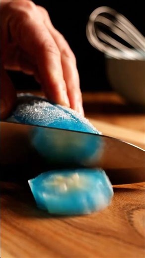 Crystal Banan Slice with Japanese Santoku