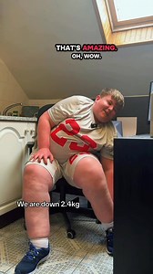 We’re officially down 2.4kg 💪🔥 and the difference in training today was AMAZING! You can physically see how much more energy he has — moving better, stronger, and with so much more confidence. The progress isn’t just on the scales, it’s in how he shows up and pushes himself every session. I am beyond proud of my boy Jim 🖤 Hard work paying off and we’re only getting started! 🚀 | Mike Abz