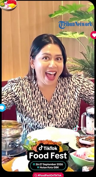 Cobek Ayam Penyet hadir dengan konsep berbeda dalam menyajikan kuliner Nusantara. Restoran ini mengusung interior modern yang tetap menghadirkan suasana hangat dan nyaman bagi pengunjung. Tempatnya luas, sehingga cocok menjadi pilihan untuk bersantap bersama keluarga maupun teman-teman. Khusus untuk cabang Samanhudi, fasilitas yang ditawarkan semakin lengkap. Tersedia tiga ruangan VIP dengan kapasitas lebih luas, yang dapat dimanfaatkan untuk acara keluarga, pertemuan, hingga kumpul bersama dala