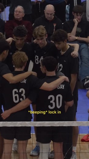 ARIELLE HOULIHAN on Instagram: "Inside the timeout when we are down in the first"