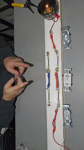how 3way and 4way switches work #eletrician #apprenticeship #nationalelectricalcode