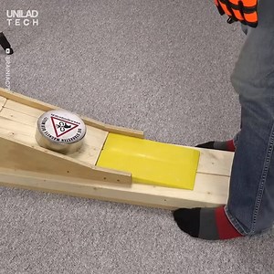 3.8M views · 5K reactions | Is it possible to combine two giant 6x2" neodymium magnets to one single 6x4" without destroying them? 樂 | UNILAD Tech | Facebook