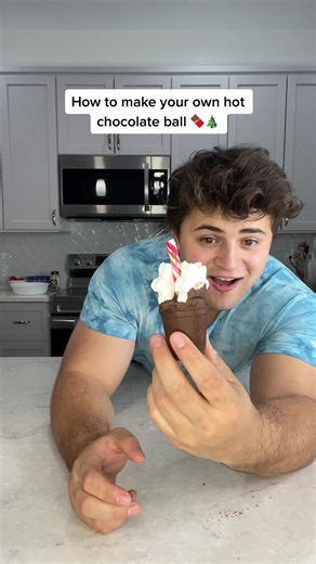 How to make a delicious hot chocolate bomb with marshmallows
