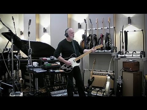 David Gilmour recording in Astoria Houseboat Studio 🎸🎼🖤