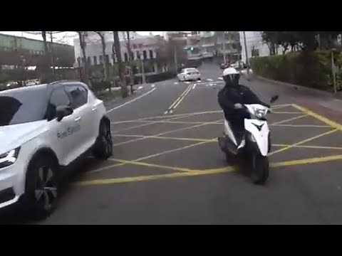 嚇得我屁滾尿流，失了魂～