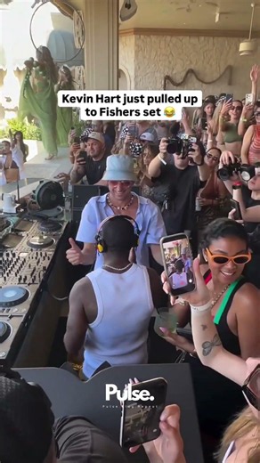 Kevin Hart pulling up to Fisher’s set was NOT on my bingo card 😂