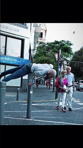 OLD MAN PRANK | old man doing crazy calisthenics tricks #oldman #prank