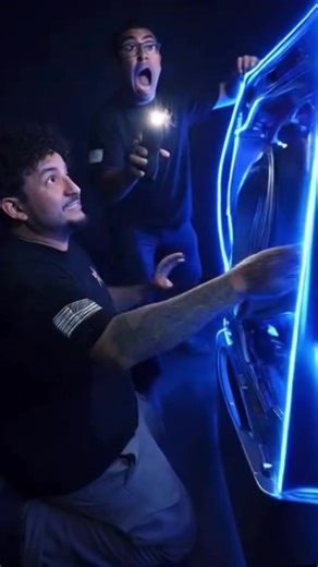 Hector and Mikey pulled up for a simple washer repair. Easy call. Lid open. Tools out. Five-minute fix. Then the washer starts shaking. Not