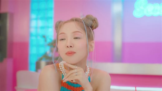 HYO 'Second (Feat. (BIBI))' MV