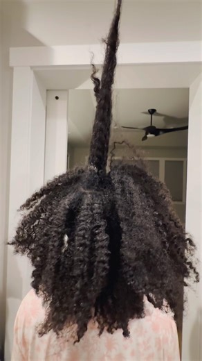 We are ready for 4c hair wash day after knotless braids removal for spring break hair refresh. Pray