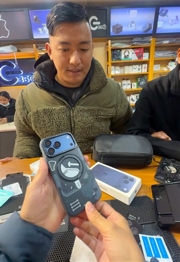 iPhone 17 Pro Max Features and Specs Review