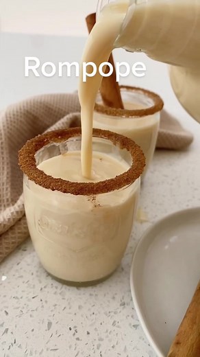 La Mejor Receta de Rompope: Cremoso y Delicioso