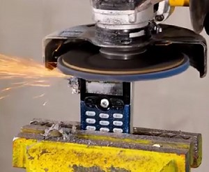 998K views · 4.3K reactions | Stylish accessories for your beloved devices! | 5-Minute Crafts | Facebook