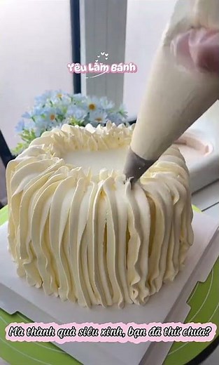Cách trang trí mẫu bánh kem sinh nhật đơn giản đẹp #yeulambanh #banhkem #hoclambanh #banhsinhnhat