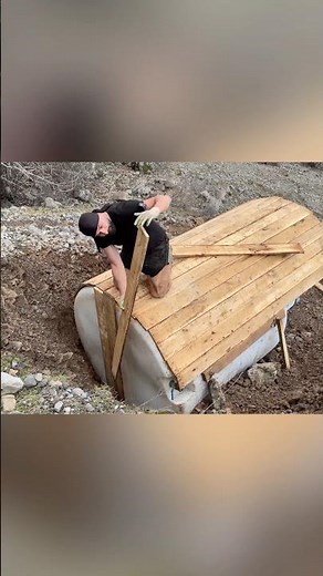 I Built a Tiny House from a Plastic Water Bottle!