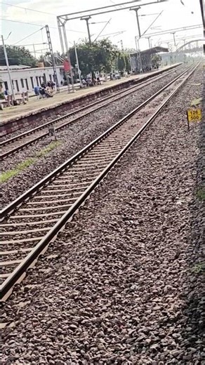 Ginigera Railway Station Koppal / Hubballi Division/ Hampi Express Train From Bengaluru to Hubballi