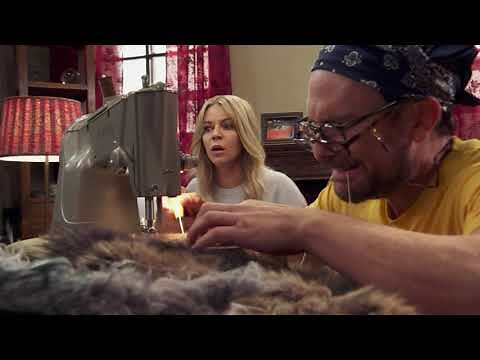 THE PELTS YOU B*TCH - It's Always Sunny In Philadelphia Season 15 Episode 1