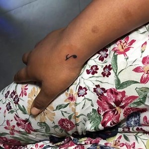 PESSOAL o estúdio está aberto de segunda a sábado das 09hrs as 18hrs...