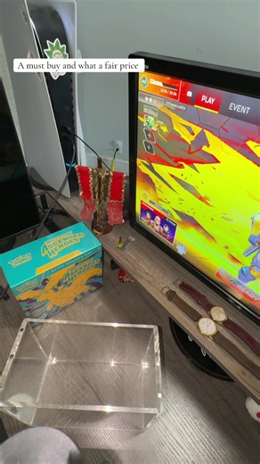 Here we have a ETB Acrylic Clear Display Case very fair price if you ask me Thank you #casswell always a great buy #fypppp