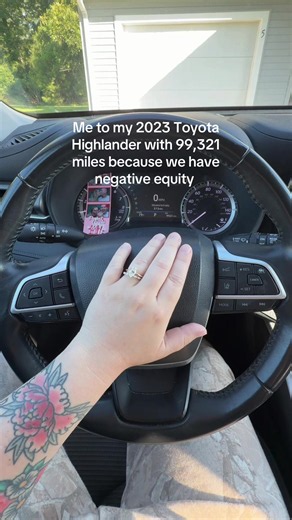 No minivan for me quite yet 😭 | Toyota Highlander