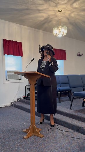 First Lady Falease D. Anderson singing #sermonicsolo | Pinegrove COGIC