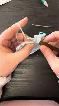 How to double crochet in the back loop only #learningcrochet #crochetbeginners #dcblo#howtocrochet