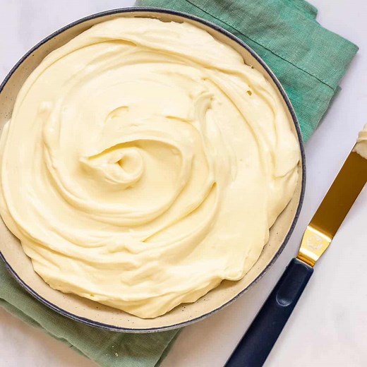 Cheesecake Filling for Cake (No Bake) - It's Raining Flour