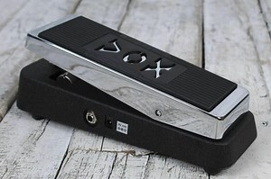 17 Best Wah Pedals Of All Time | Guitar Based