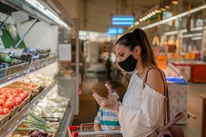 2 supermarket stocks to buy amid rising grocery inflation