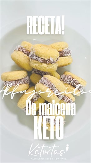 Keto & low carb - By Belen Alonso on Instagram: "ALFAJORCITOS DE MAICENA KETO! Receta de la que te van a salir aprox 14 alfajorcitos 2 yemas y 1 huevo 40 grs manteca 140 grs de harina de almendras 40 grs de harina de coco 20 grs de eritritol o 1/2 tapita de stevia líquido Extracto de vainilla Seguí el paso a paso del video y no vas a tener margen de error! 💕👩🏻‍🍳 Hacelos & contame en comentarios! 👇🏻 #alfajordemaicena #keto #lowcarb #realfood #saludable #receta #receta #pasteleria"