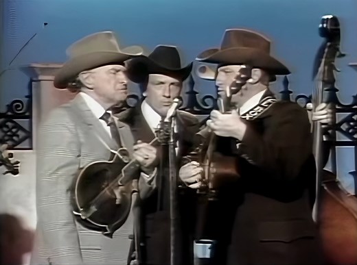 Bill Monroe - I'm Working On a Building (1954 Version) In 1954, Bill Monroe, the father of bluegrass, recorded the gospel song "I'm Working On a Building." This version, combining his high tenor voice with intricate bluegrass musicianship, became a hallmark of his performances. Originally a traditional gospel tune, Monroe's rendition reflected his strong connection to spiritual music. Monroe's interpretation is known for its energetic and emotive delivery. The lyrics, centered on spiritual labor